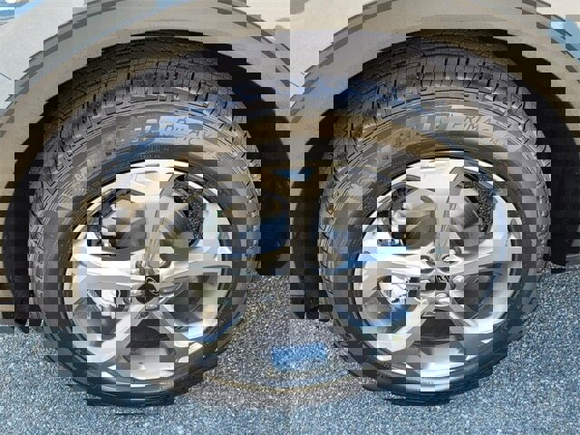 New 2025 Ford Escape ST-Line w/ Equipment Group 301A image 19