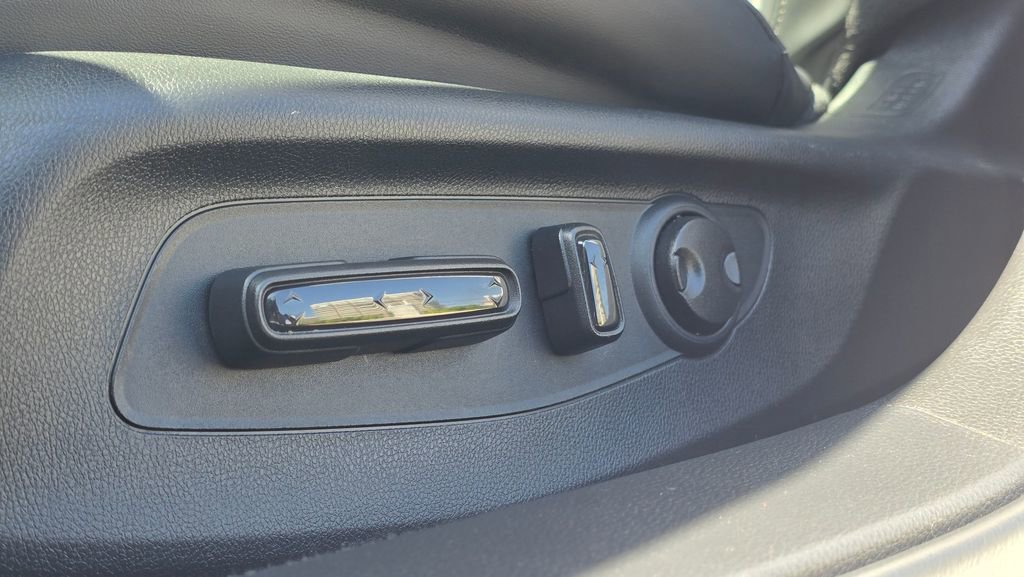 Used 2025 Honda Accord EX-L image 26