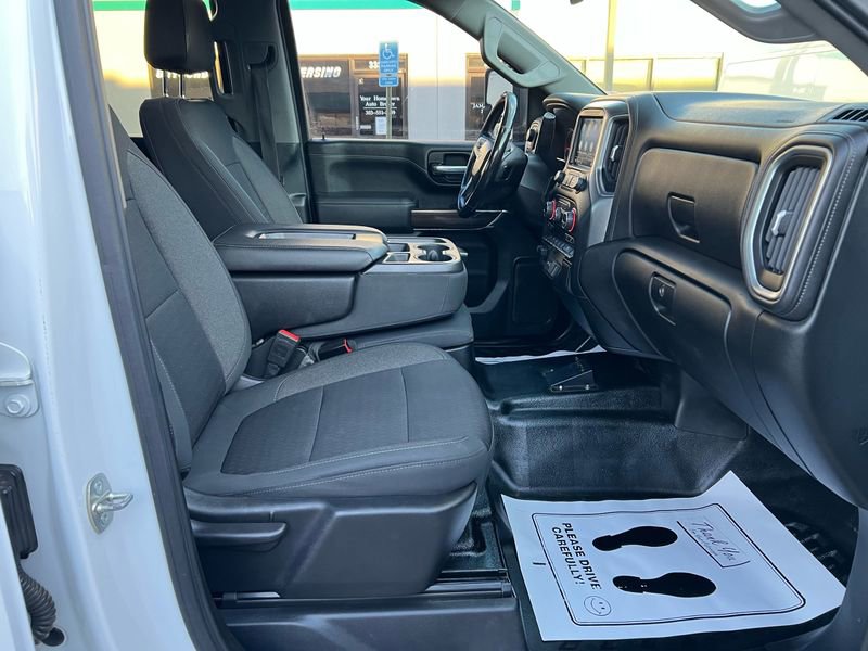 Used 2020 Chevrolet Silverado 2500 LT w/ Convenience Package image 10