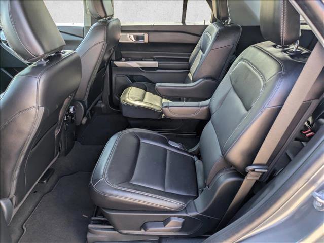 Used 2023 Ford Explorer Limited w/ Limited Technology Package RWD image 15