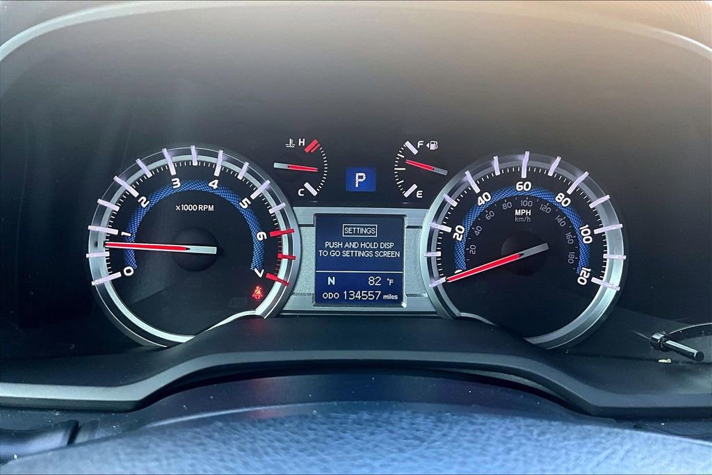 Used 2018 Toyota 4Runner SR5 Premium image 27