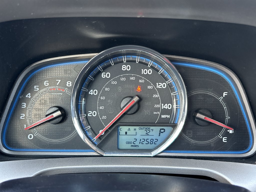 Used 2014 Toyota RAV4 Limited AWD/4WD image 10