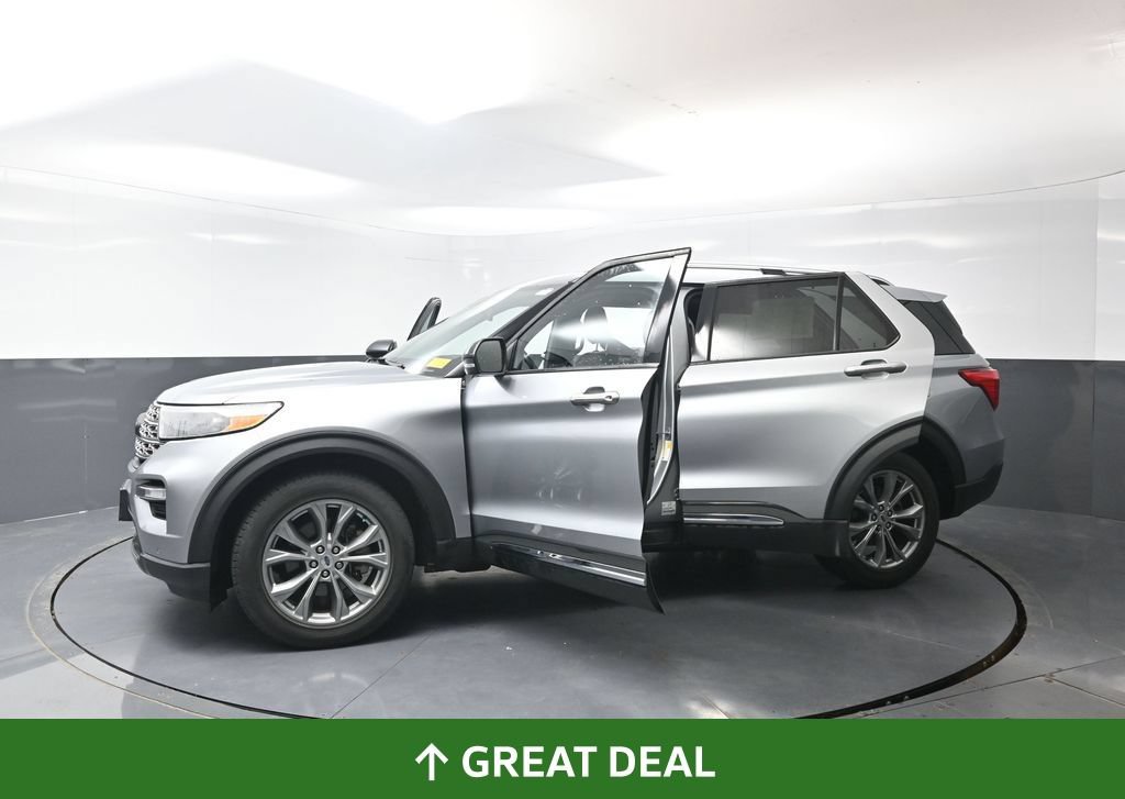 Used 2022 Ford Explorer Limited w/ Equipment Group 301A AWD/4WD image 60