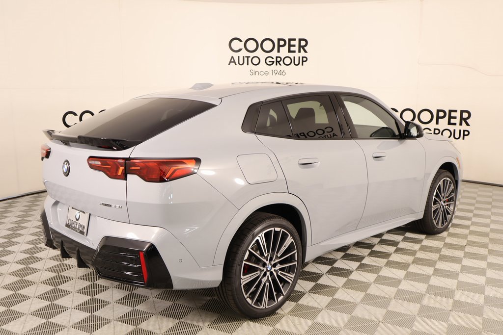 New 2026 BMW X2 xDrive28i w/ Technology Package image 23