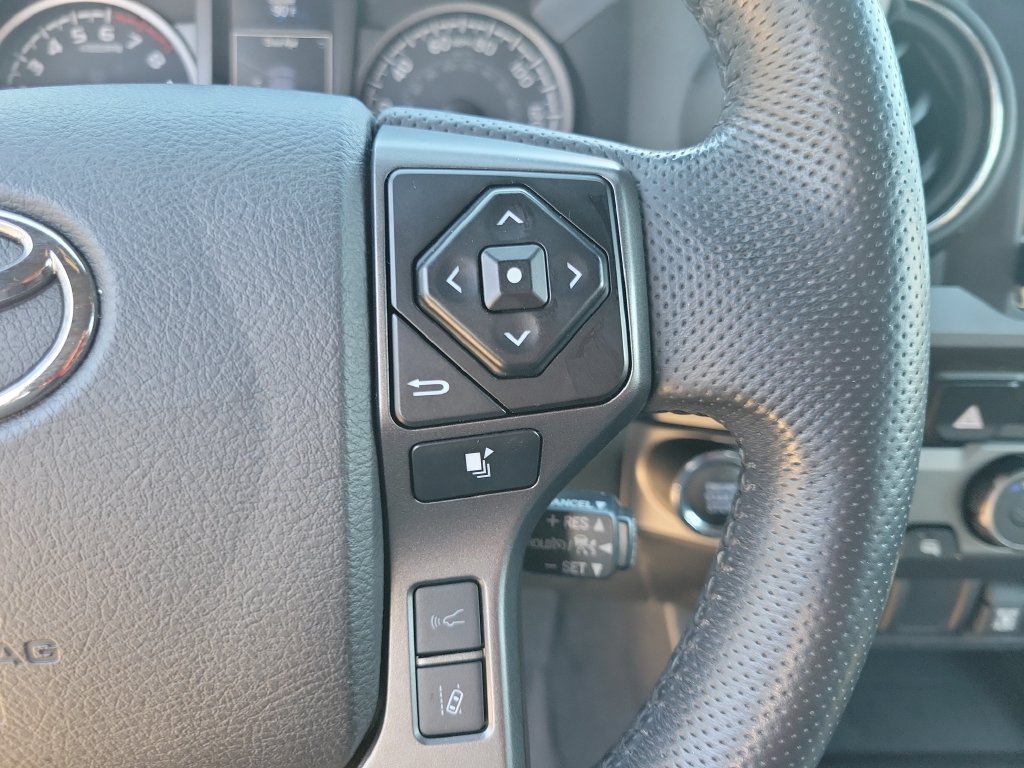Certified 2023 Toyota Tacoma TRD Off-Road AWD/4WD image 19