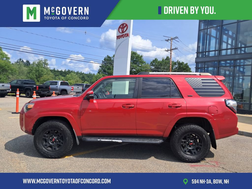 Used 2020 Toyota 4Runner SR5 Premium w/ Moonroof Package AWD/4WD image 2