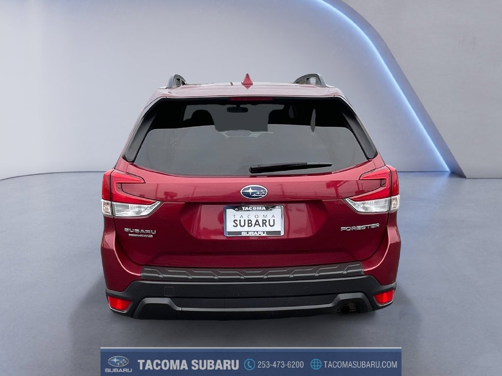 Used 2020 Subaru Forester Premium AWD/4WD image 4