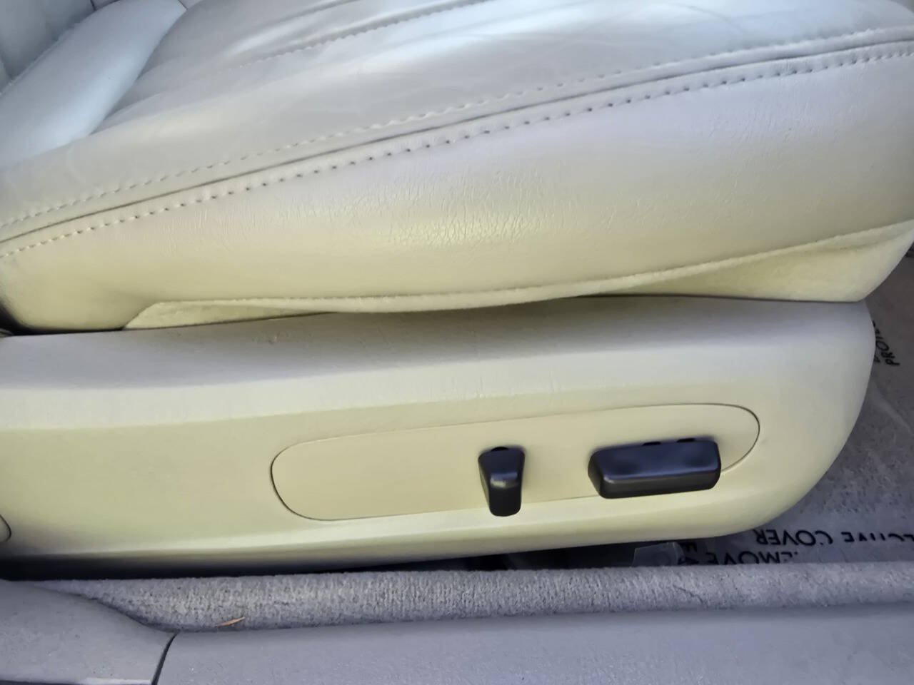 Used 2004 Lincoln LS RWD image 28