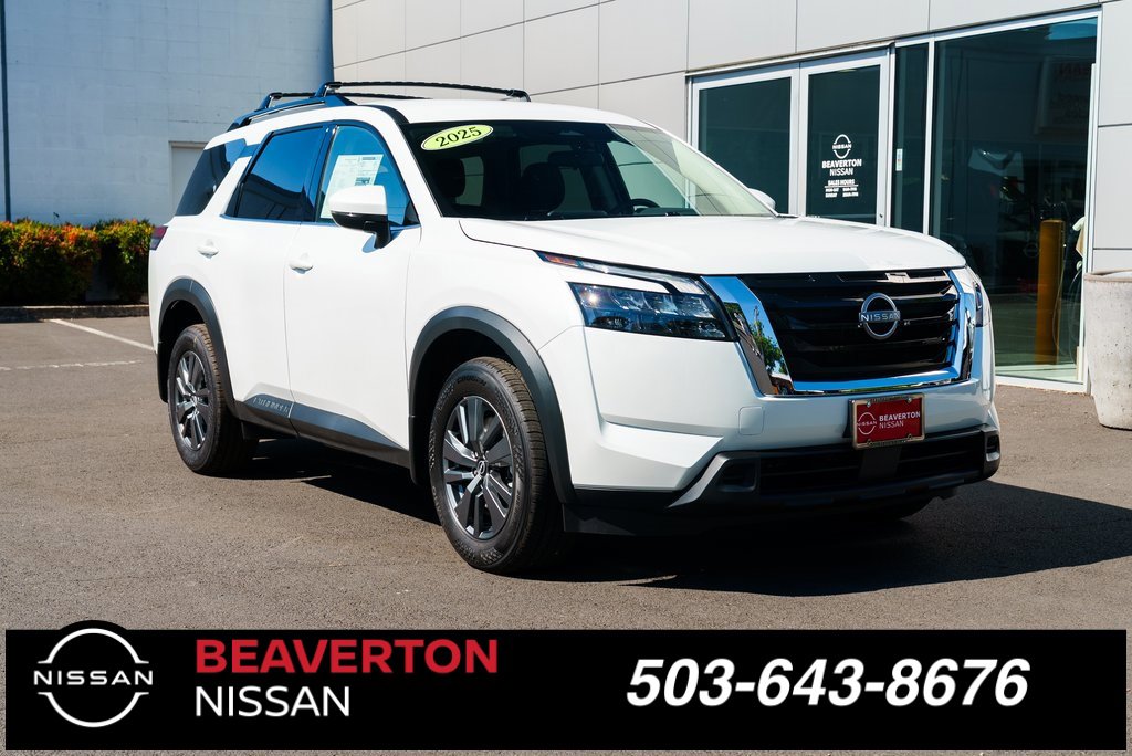 New 2025 Nissan Pathfinder SV