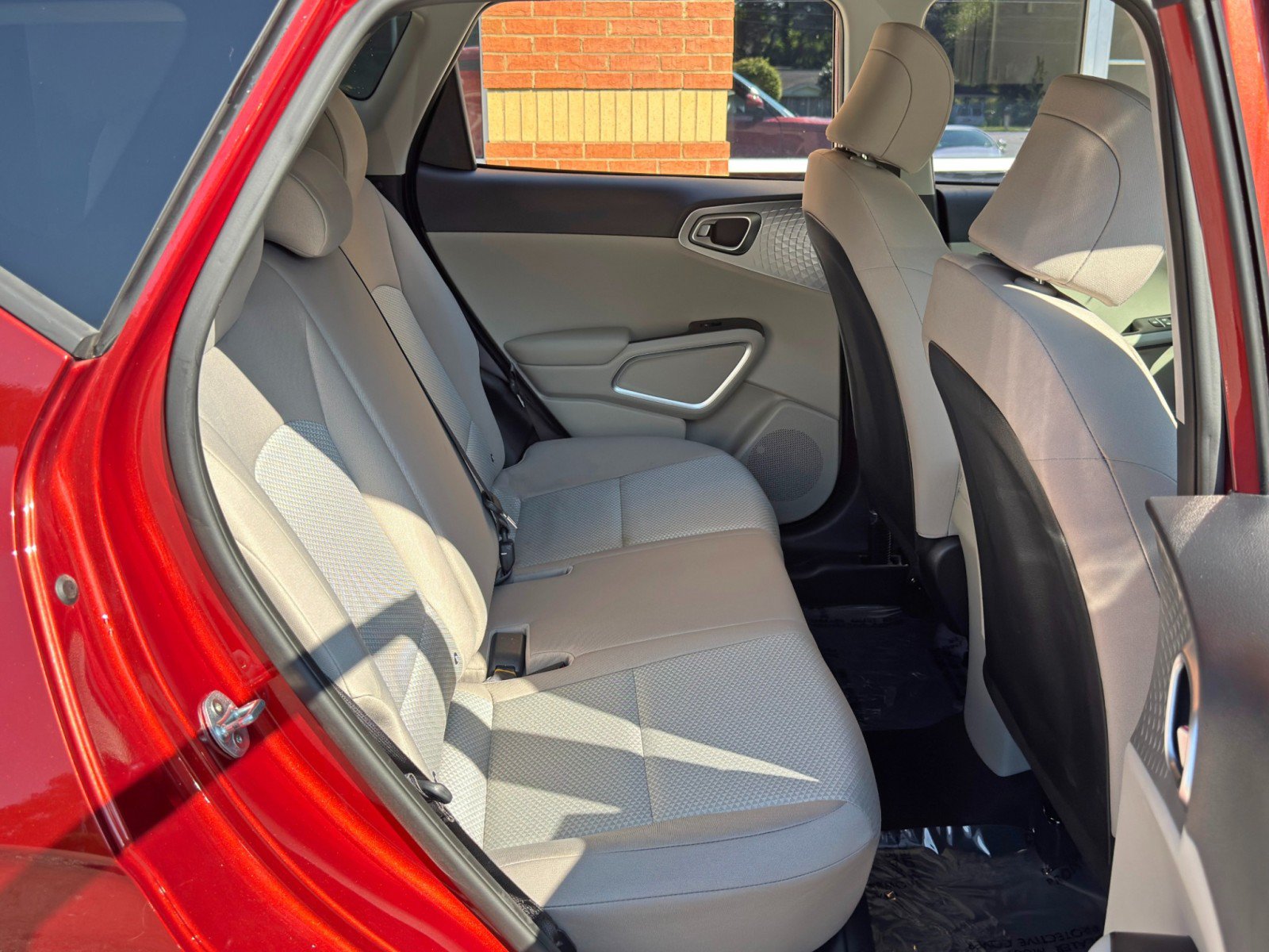 Used 2021 Kia Soul LX FWD image 30