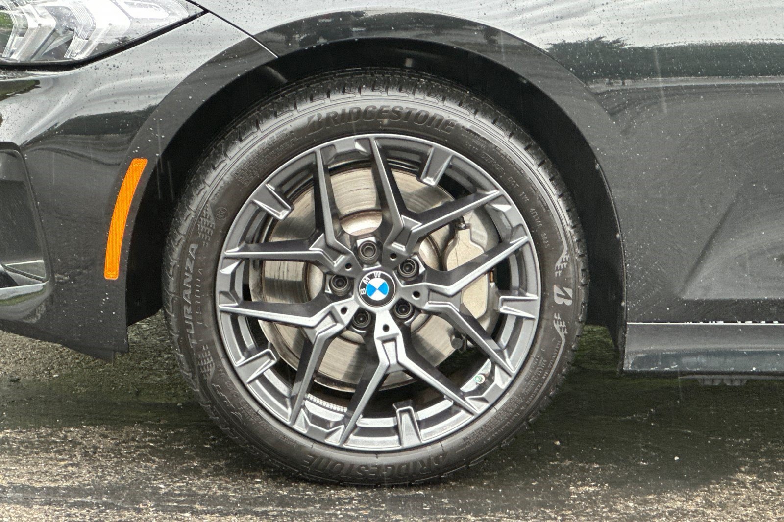 Used 2026 BMW 330i Sedan w/ Convenience Package RWD image 37
