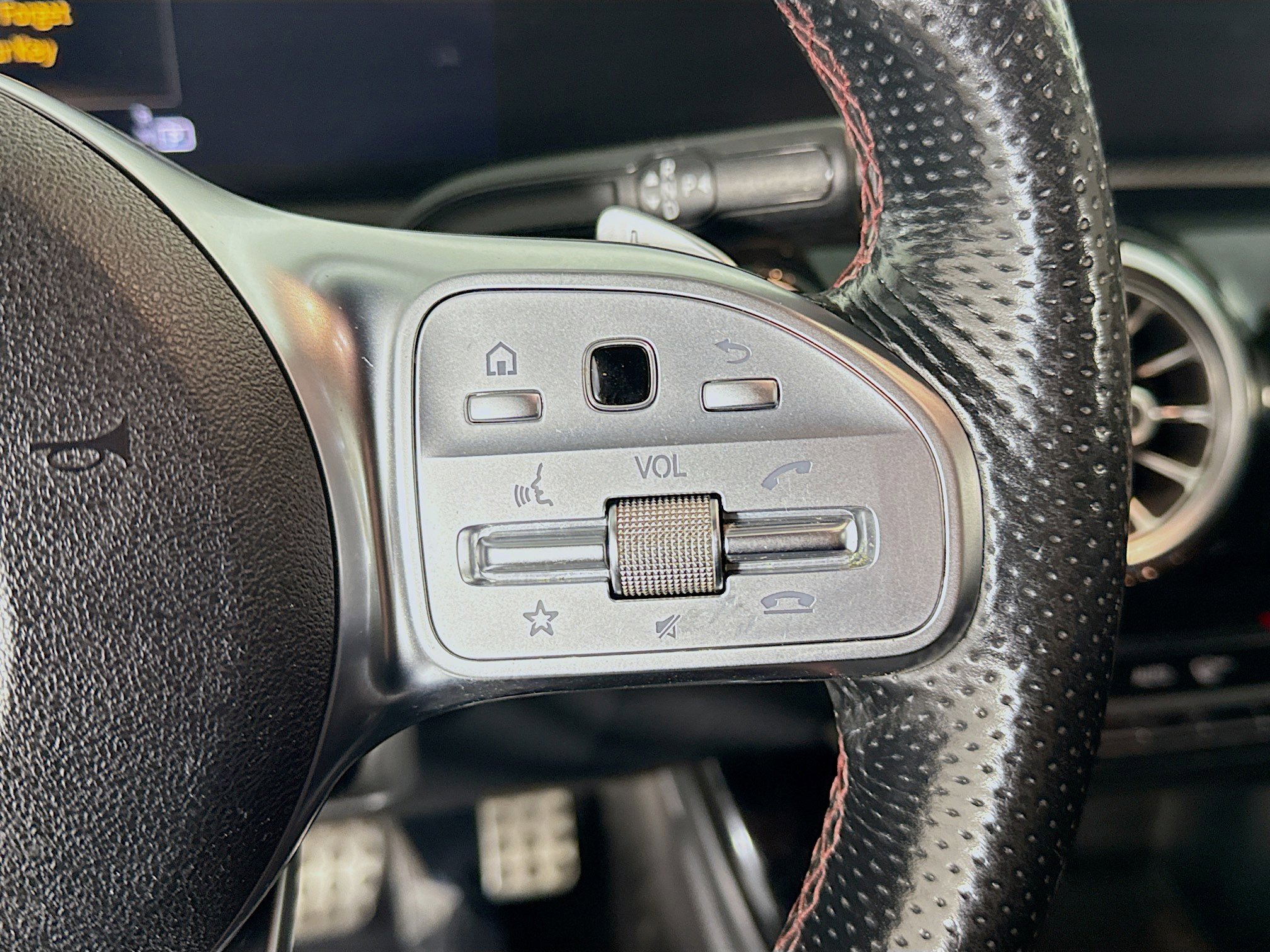 Used 2020 Mercedes-Benz CLA 250 CLA 250 image 15