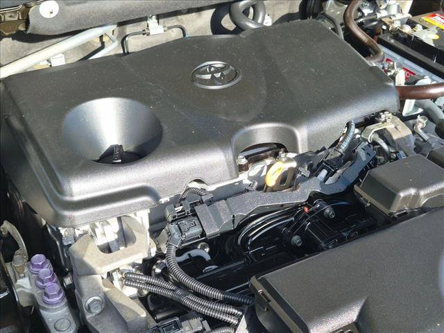 Used 2019 Toyota RAV4 XLE Premium FWD image 22
