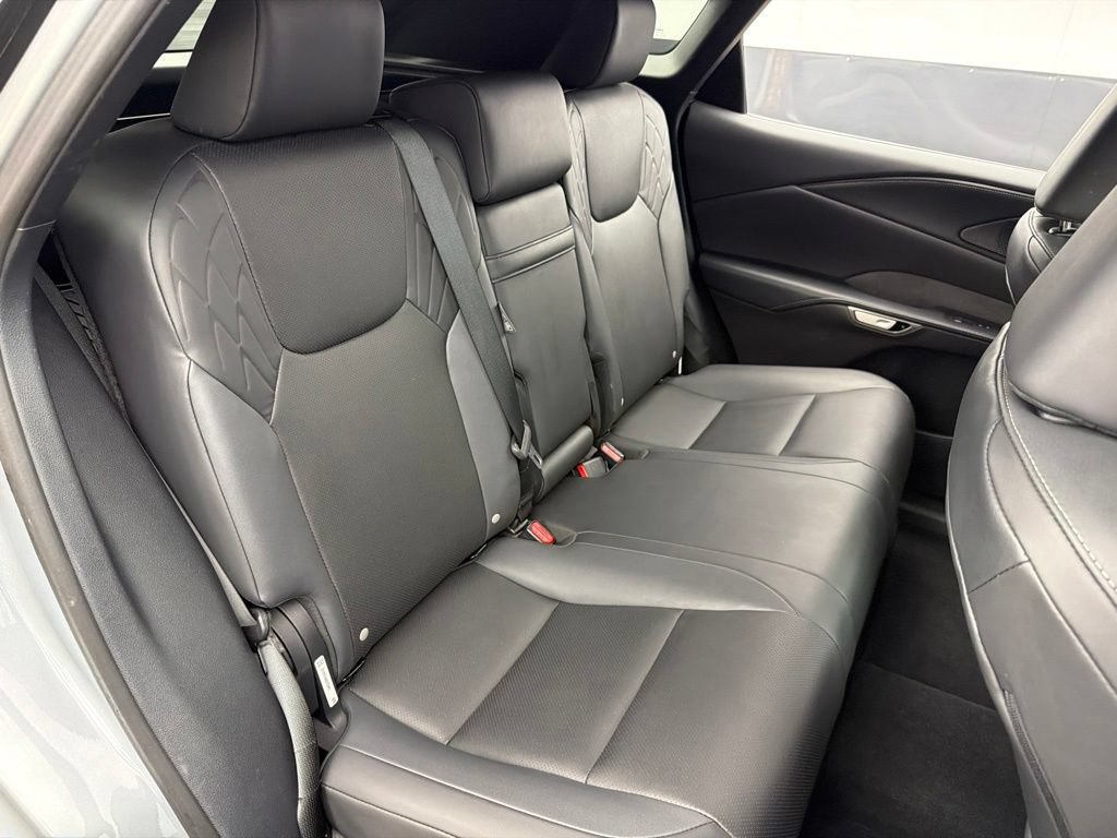 Used 2024 Lexus RX 350 Premium w/ Accessory Package (Z1) AWD/4WD image 24