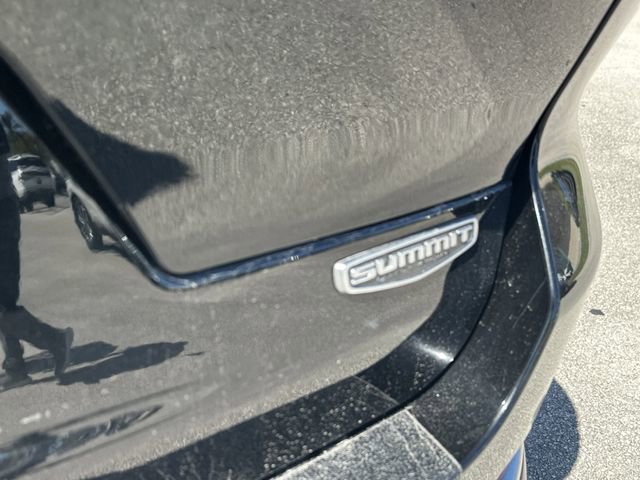 Used 2022 Jeep Grand Cherokee L Summit w/ Luxury Tech Group V image 18