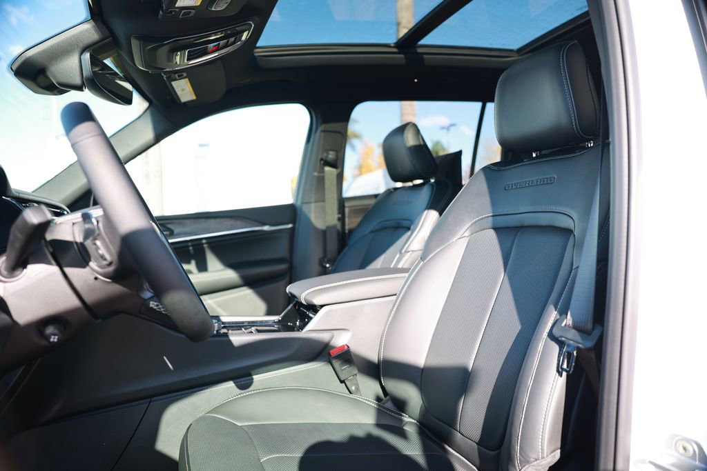 New 2025 Jeep Grand Cherokee L Overland w/ Rear Seat Video Group I image 13