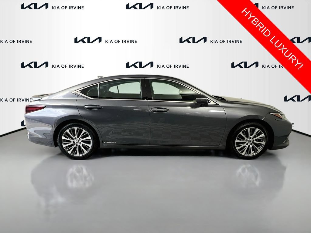 Used 2021 Lexus ES 300h w/ Premium Package FWD image 8