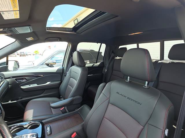 Used 2022 Honda Ridgeline Black Edition image 12