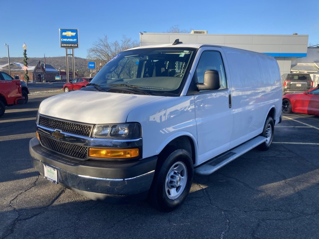 Used 2024 Chevrolet Express 2500 w/ Driver Convenience Package image 3