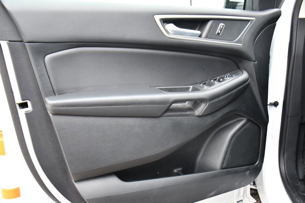 Used 2024 Ford Edge SEL w/ Convenience Package image 23