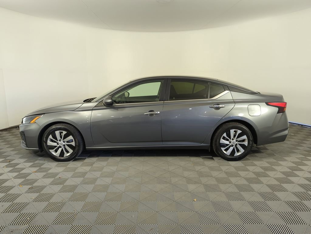 Used 2023 Nissan Altima 2.5 S image 4