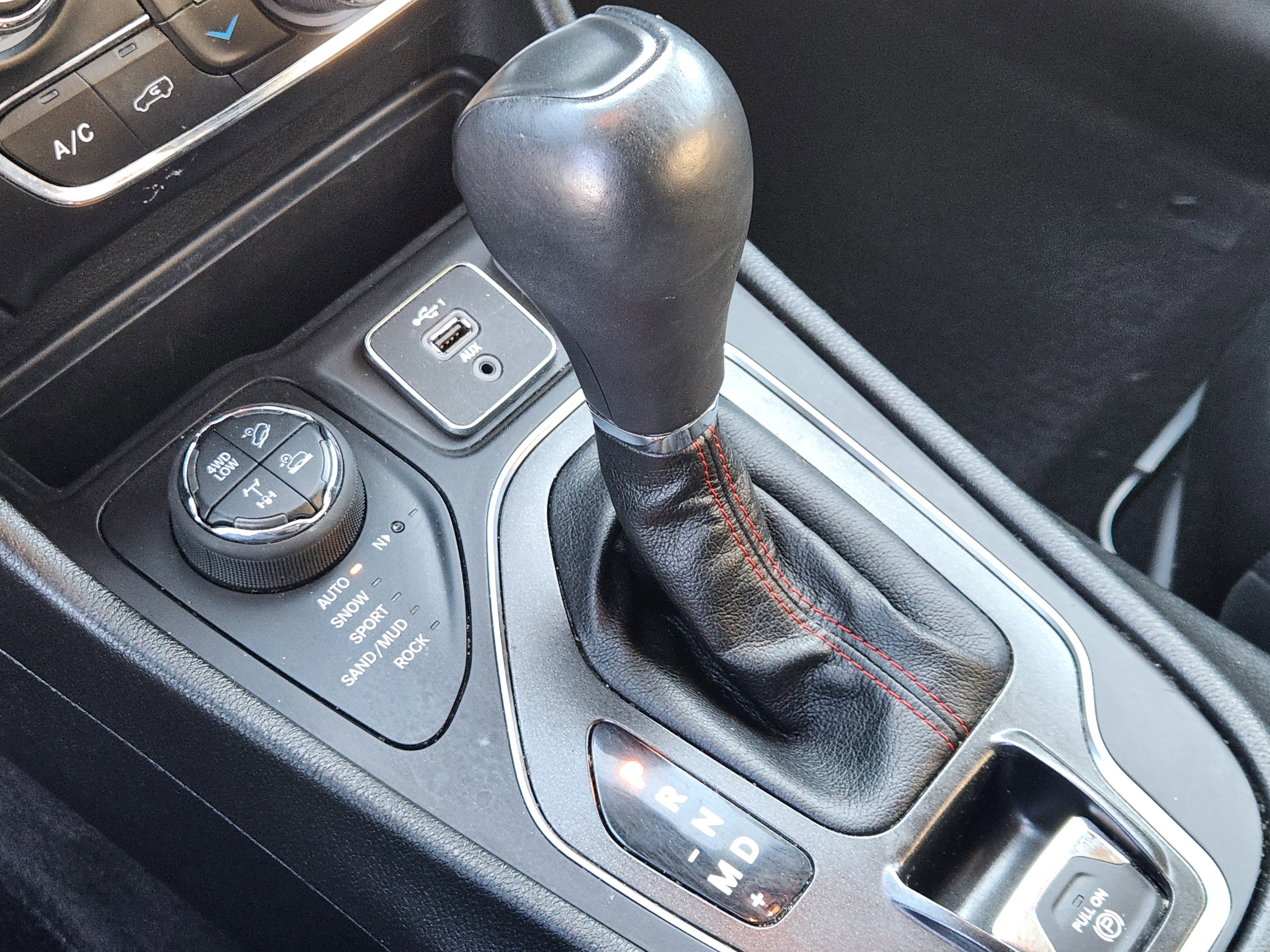 Used 2021 Jeep Cherokee Trailhawk w/ Sun, Sound & Nav Group image 13