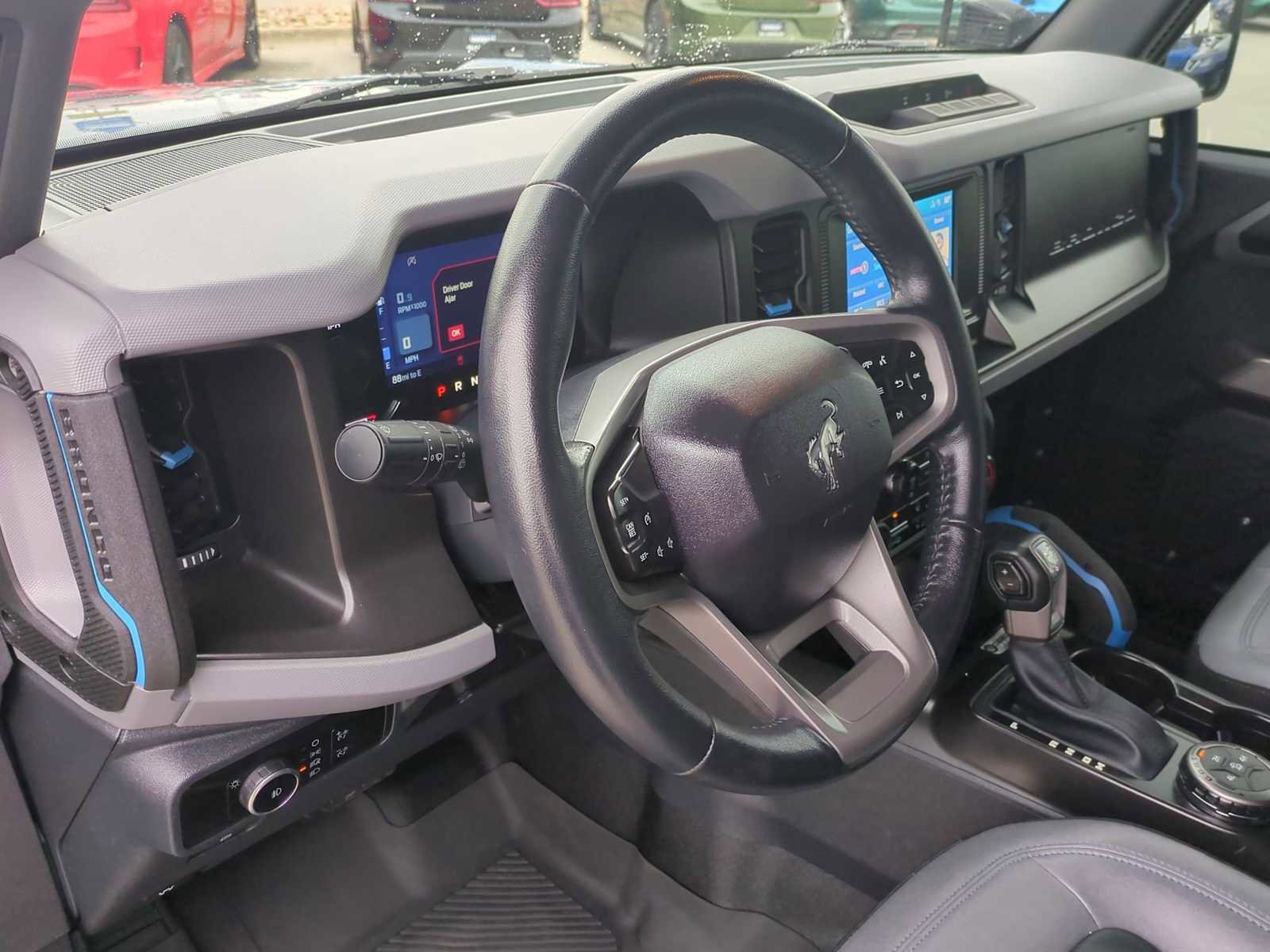 Used 2023 Ford Bronco Black Diamond image 10