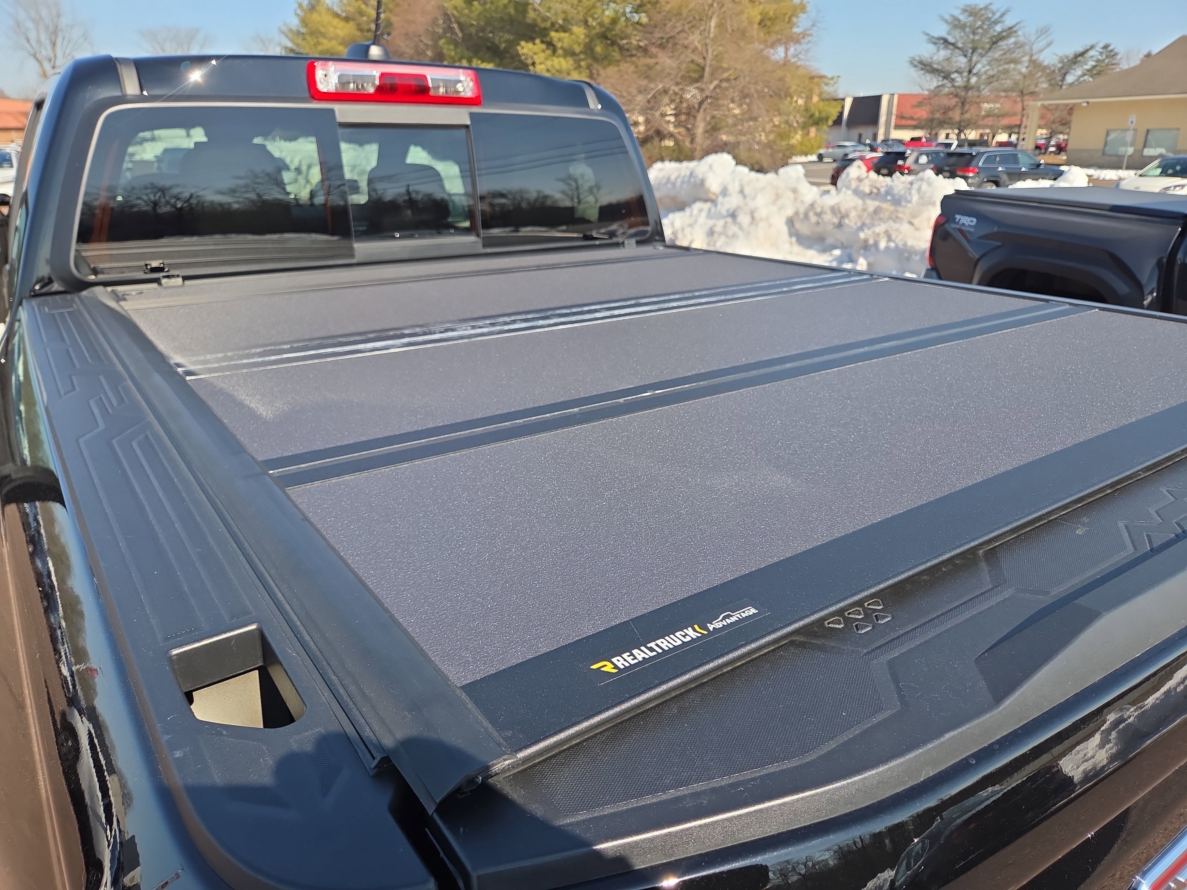 Used 2024 GMC Canyon AT4X image 33