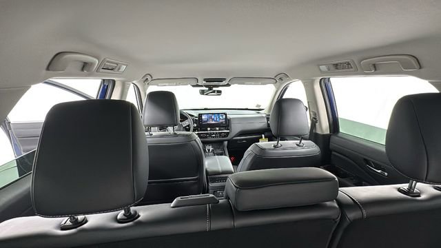 New 2026 Nissan Pathfinder SL image 18