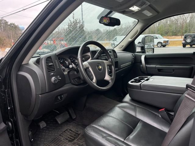 Used 2014 Chevrolet Silverado 3500 LT w/ Interior Plus Package image 8
