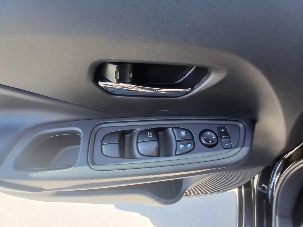 Used 2024 Nissan Versa SV w/ Trunk Package FWD image 12