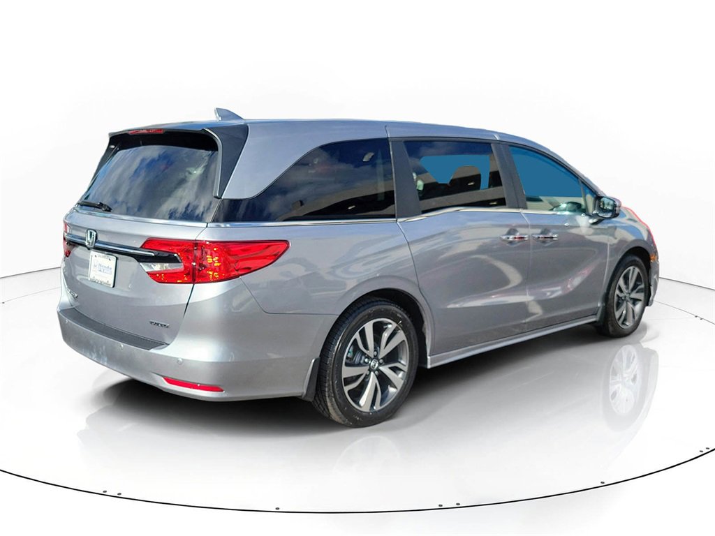 Certified 2023 Honda Odyssey Touring image 4