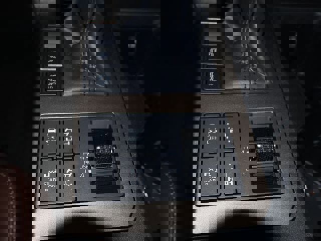 Used 2025 Toyota Land Cruiser image 24