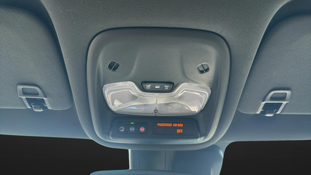 Used 2025 Chevrolet TrailBlazer RS w/ Convenience Package FWD image 32