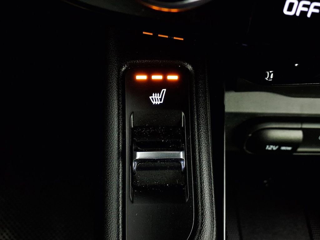 Used 2023 Kia Telluride S image 16