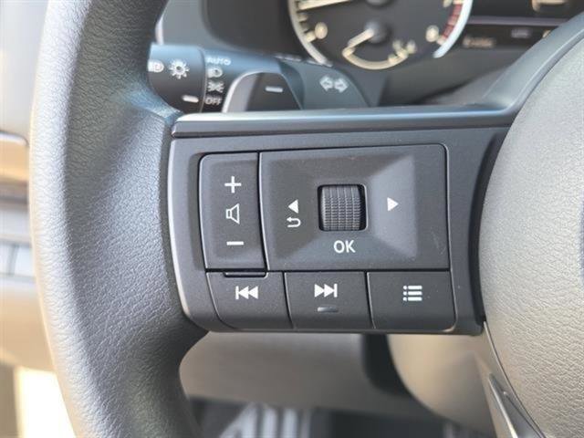 New 2025 Nissan Pathfinder S image 11