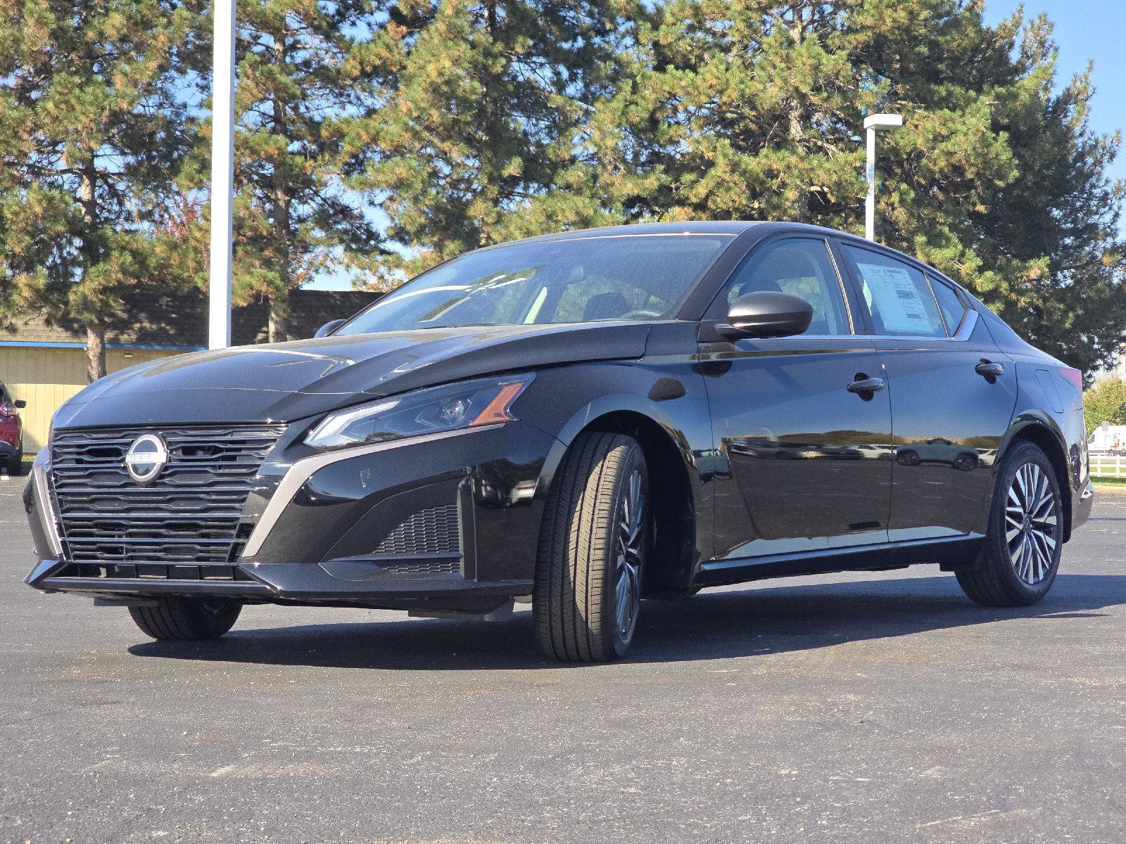 New 2026 Nissan Altima 2.5 SV FWD image 7