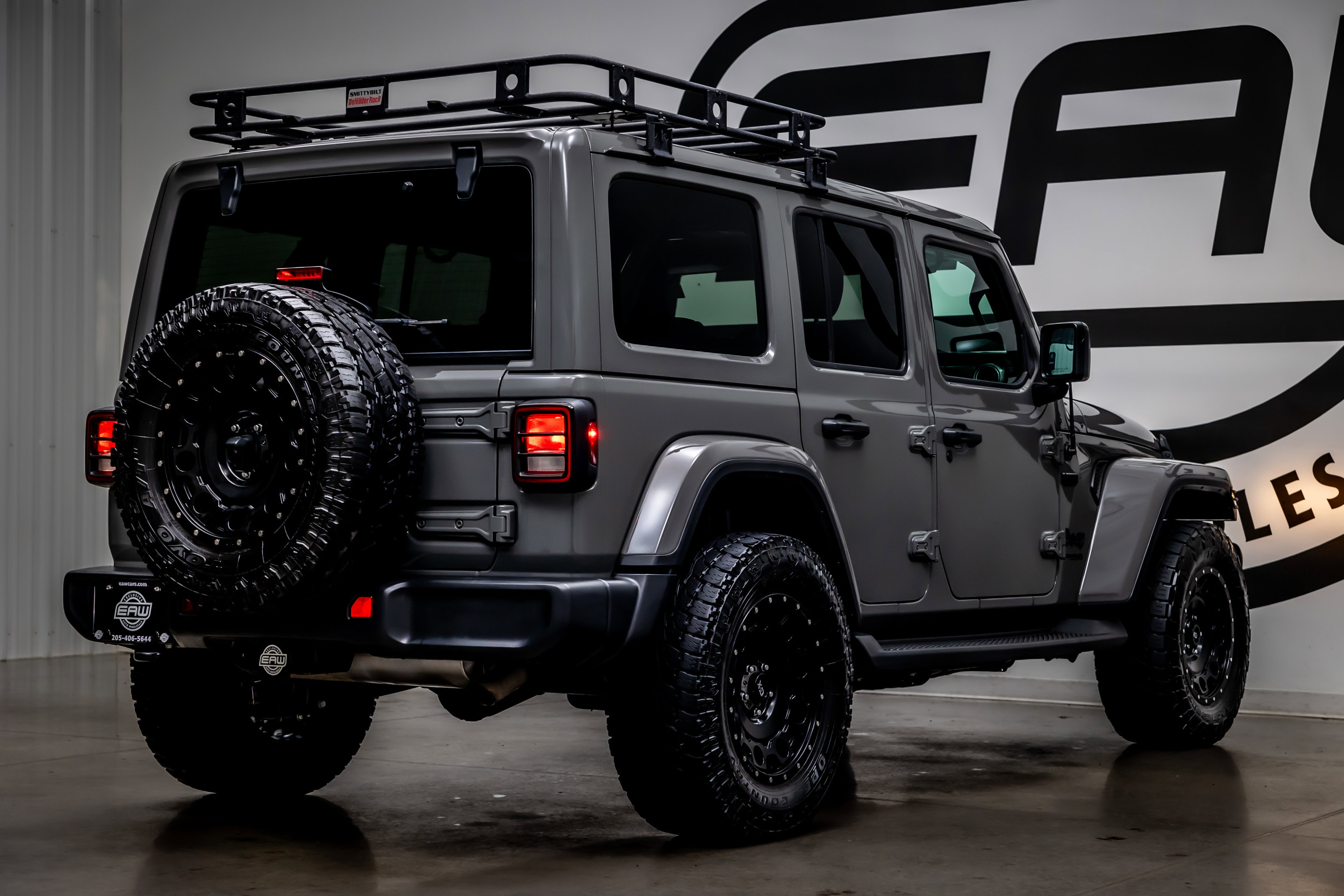 Used 2019 Jeep Wrangler Unlimited Sahara image 37