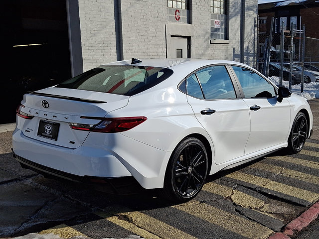 Used 2026 Toyota Camry XLE w/ Convenience Package image 6