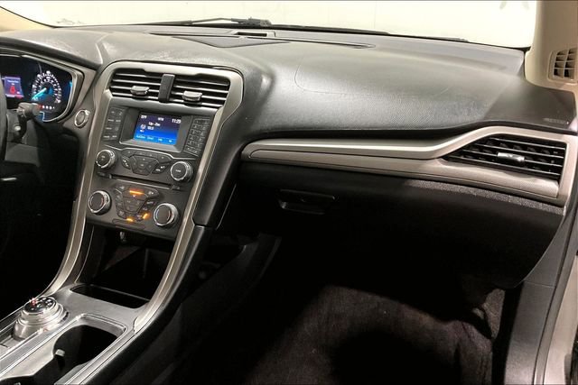 Used 2017 Ford Fusion S image 27