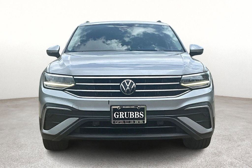 Used 2022 Volkswagen Tiguan SE image 6