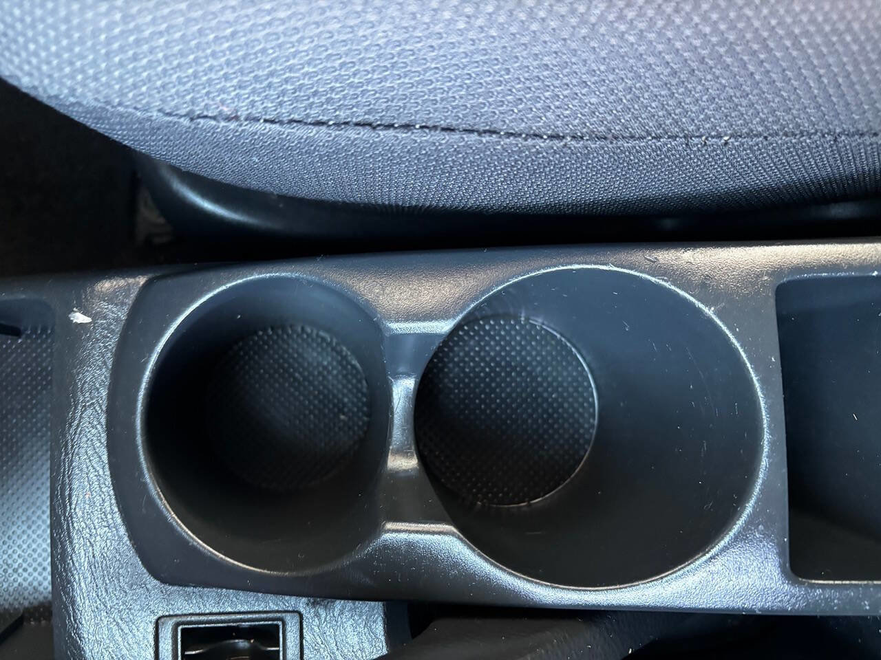 Used 2003 Pontiac Vibe w/ Power Group Value Package image 25