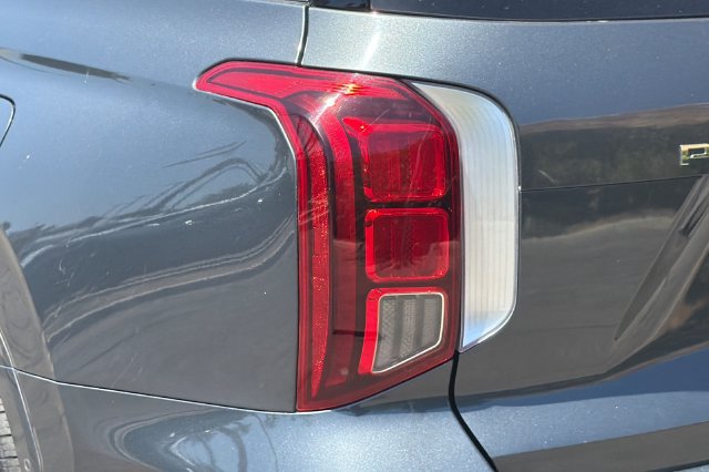 Used 2023 Hyundai Palisade Calligraphy w/ Cargo Package FWD image 37