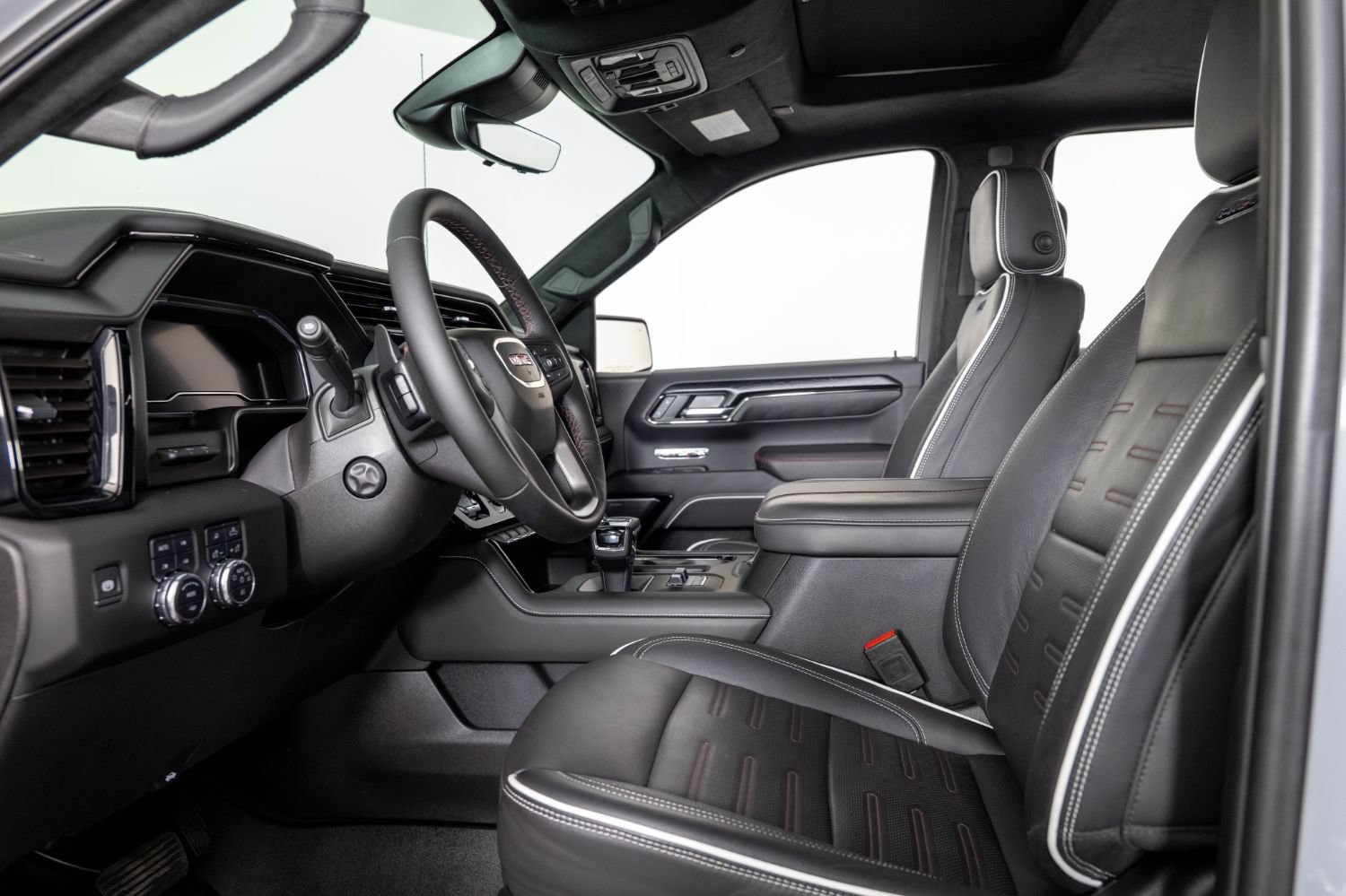 Used 2025 GMC Sierra 1500 AT4X AWD/4WD image 15