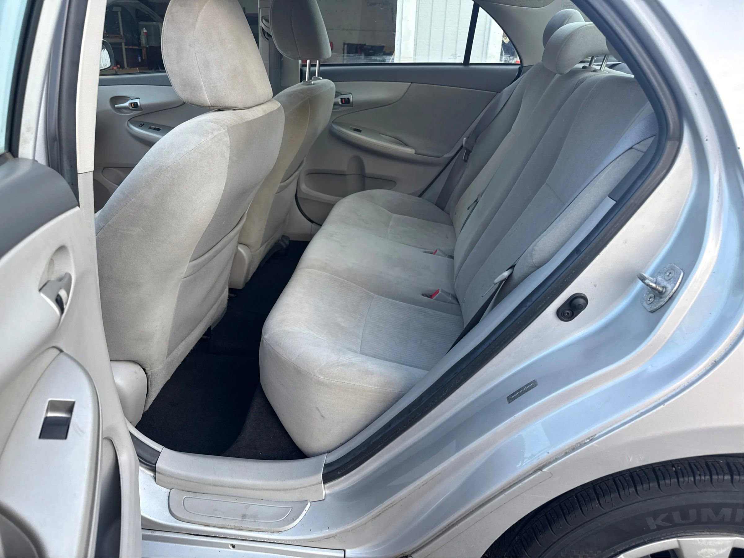 Used 2010 Toyota Corolla S image 13