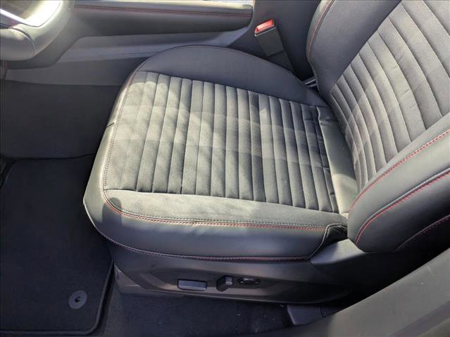 New 2026 Ford Explorer ST-Line w/ ST-Line Street Pack image 3