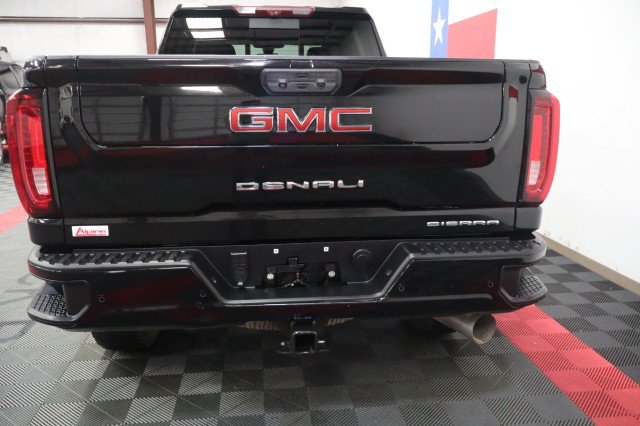 Used 2022 GMC Sierra 3500 Denali w/ Denali Black Diamond Edition AWD/4WD image 13