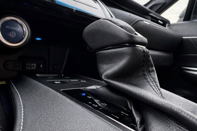 Used 2022 Toyota Venza XLE image 19