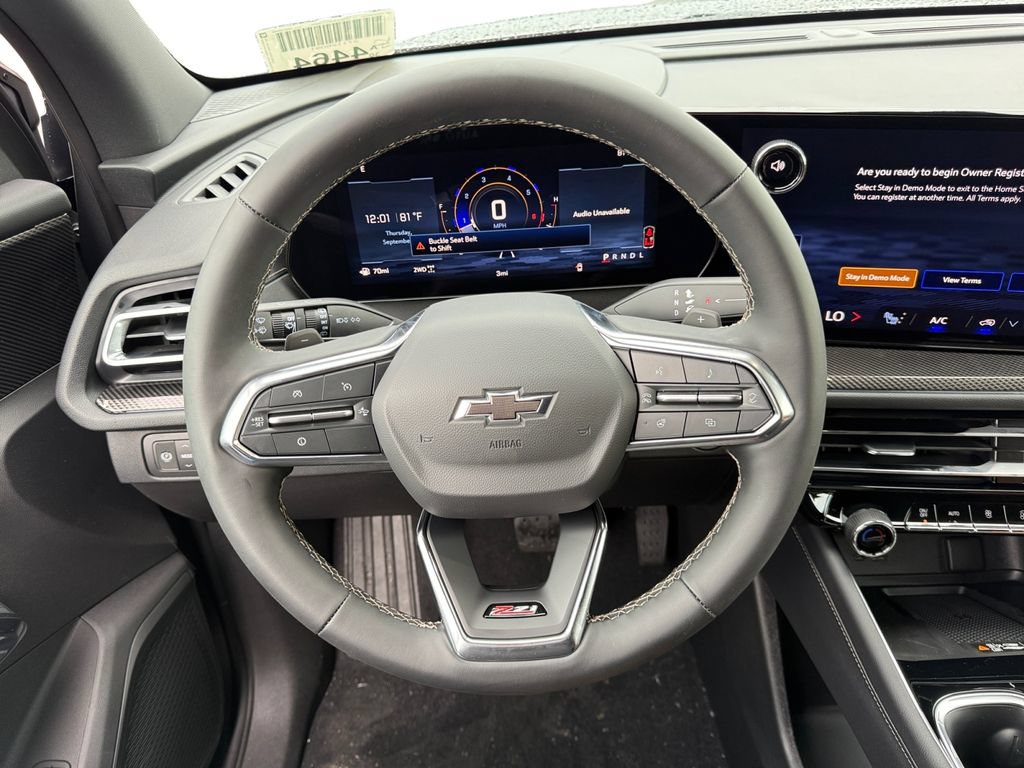 New 2027 Chevrolet Traverse Z71 w/ Driver Confidence Package AWD/4WD image 12