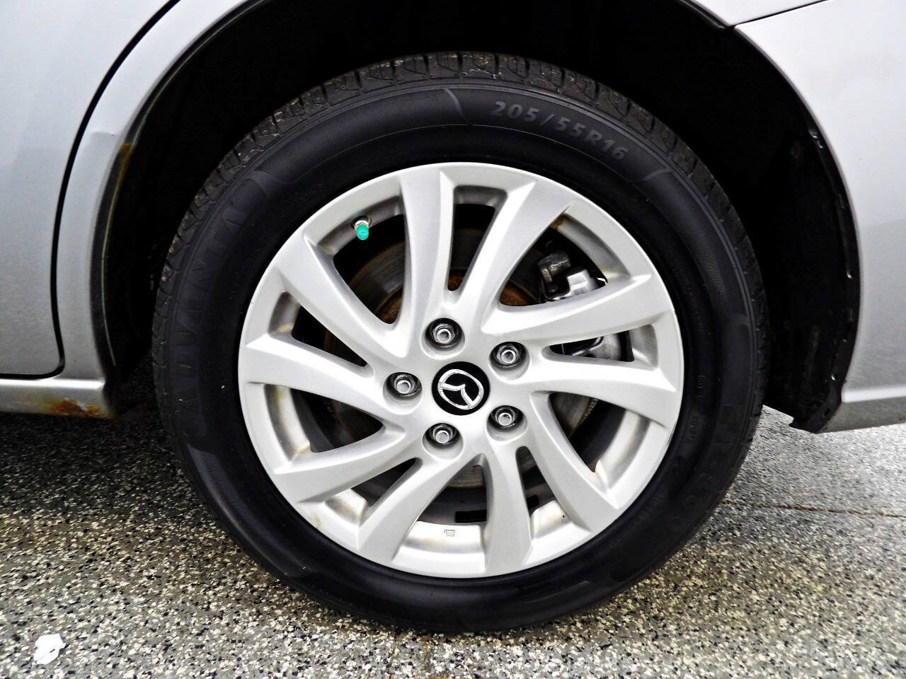 Used 2014 MAZDA MAZDA5 Sport FWD image 17